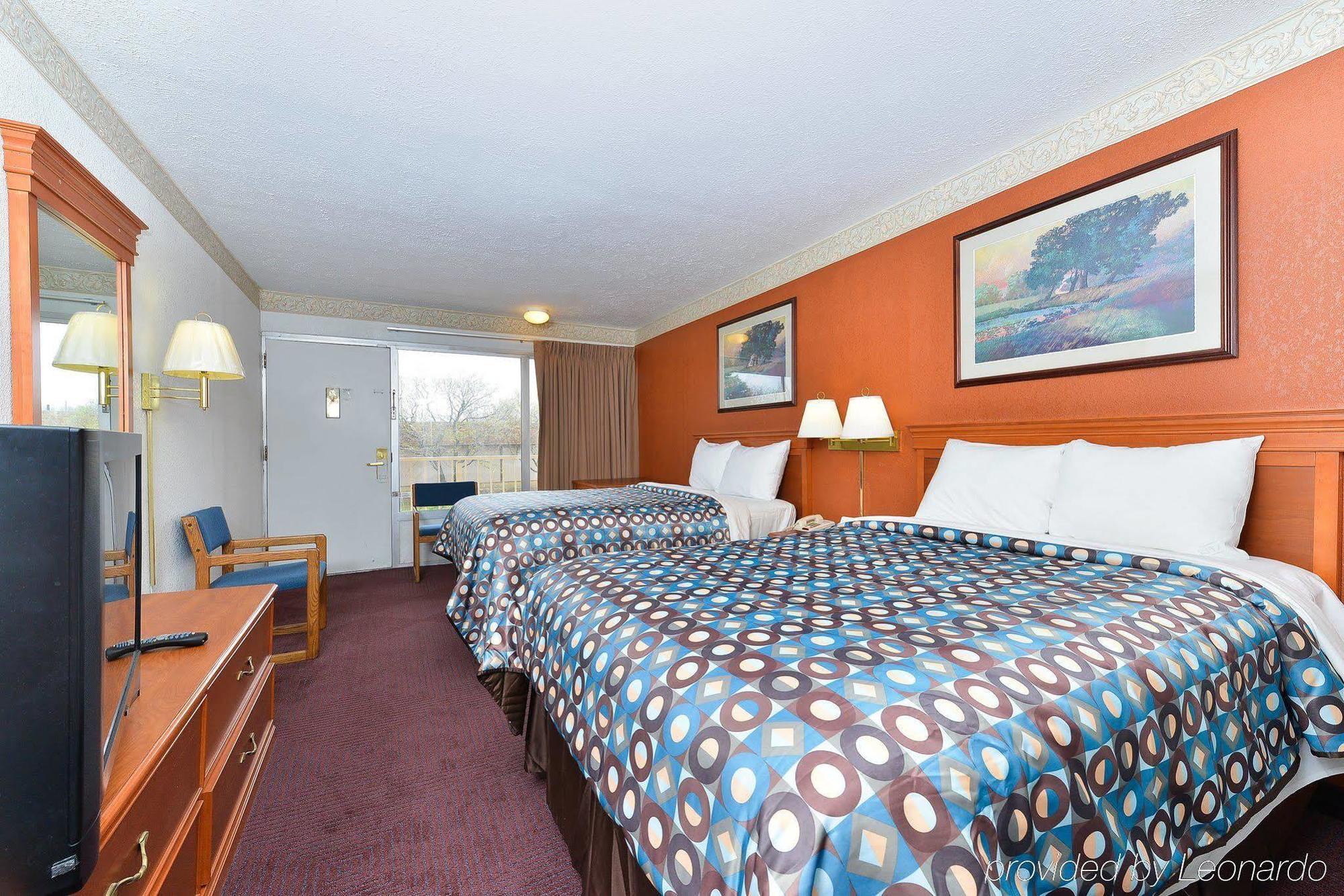 Red Roof Inn Indianapolis East Экстерьер фото
