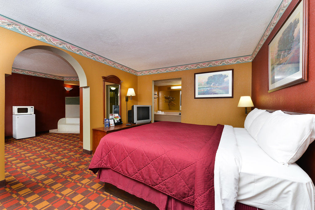Red Roof Inn Indianapolis East Экстерьер фото